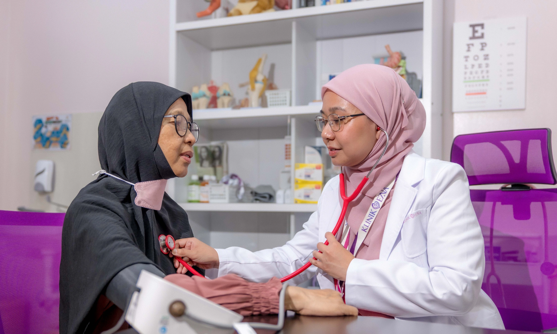 Persekitaran kerja Klinik Ezna